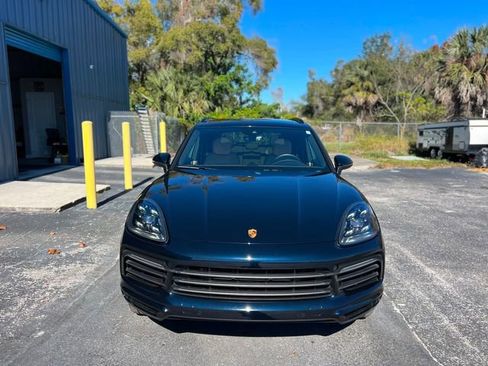 Used 2023 Porsche Cayenne Platinum Edition image 81
