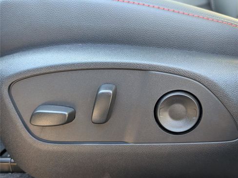 New 2026 Chevrolet Traverse Z71 w/ Driver Confidence Package image 18