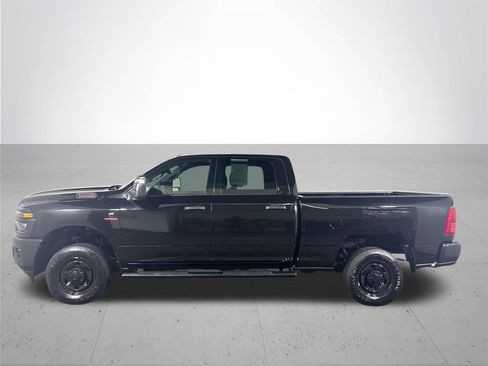 Certified 2025 RAM 2500 Tradesman w/ Safety Group AWD/4WD image 10
