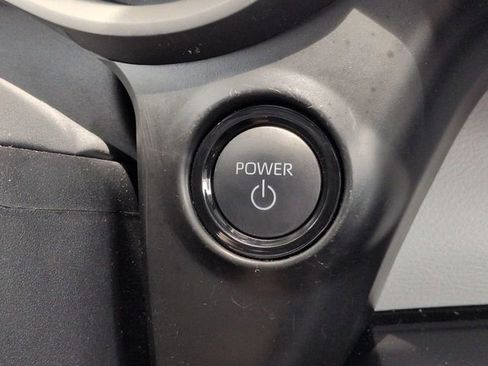 Certified 2025 Toyota Sienna LE FWD image 26