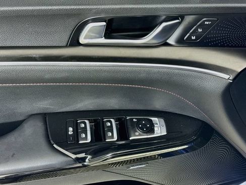 Used 2023 Kia K5 GT w/ GT1 Package FWD image 19
