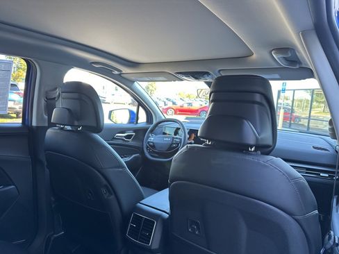 New 2026 Kia Sportage EX w/ EX Panorama Roof Package image 17