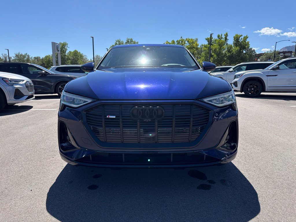 Used 2022 Audi e-tron Prestige AWD/4WD image 8