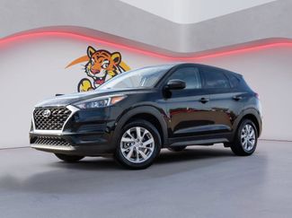 Used 2019 Hyundai Tucson SE video 1