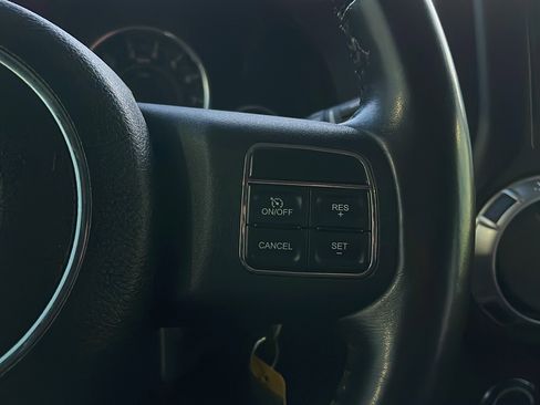 Used 2011 Jeep Wrangler Unlimited Sahara w/ Mopar Chrome Edition Group image 11