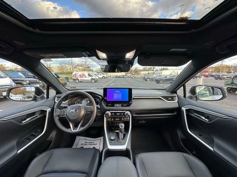 Used 2025 Toyota RAV4 XSE image 2