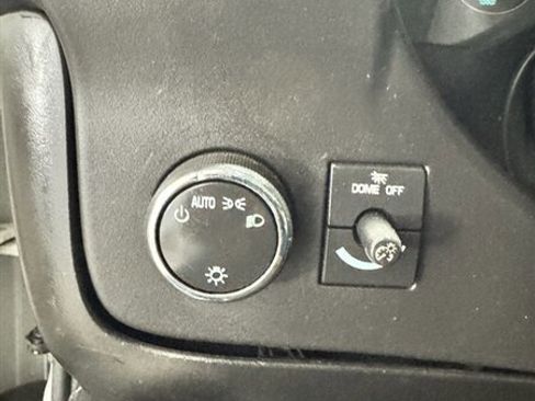 Used 2009 Chevrolet Express 3500 RWD image 16