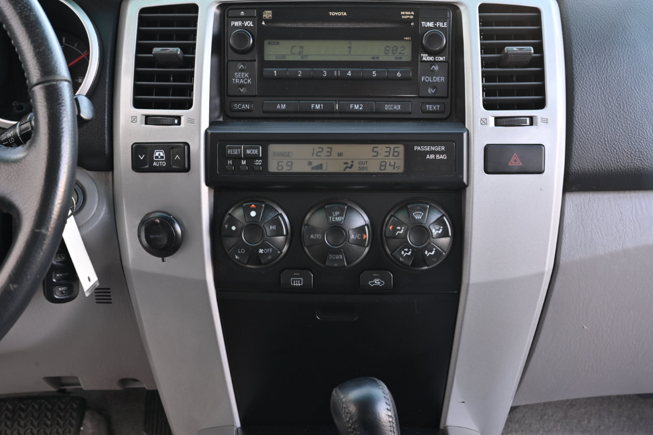 Used 2008 Toyota 4Runner SR5 RWD image 21