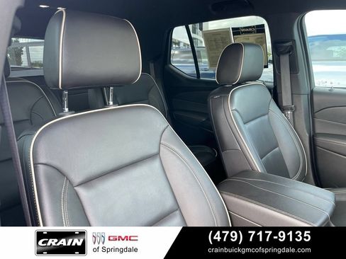 Used 2023 Chevrolet Traverse Premier AWD/4WD image 30