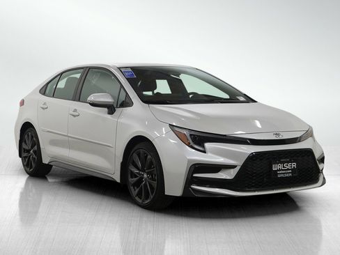 Used 2023 Toyota Corolla SE image 7