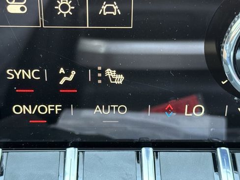 New 2026 GMC Terrain Elevation w/ Elevation Premium Package image 18