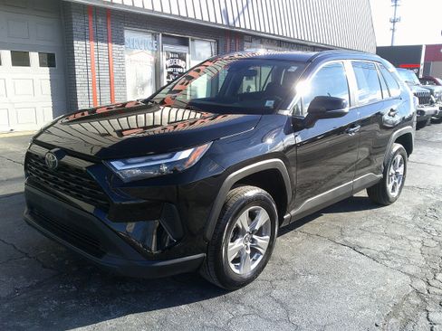 Used 2024 Toyota RAV4 XLE image 11