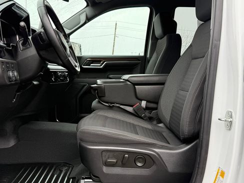 Used 2023 Chevrolet Silverado 1500 LT image 17