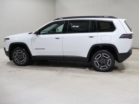 New 2026 Jeep Cherokee Limited image 4