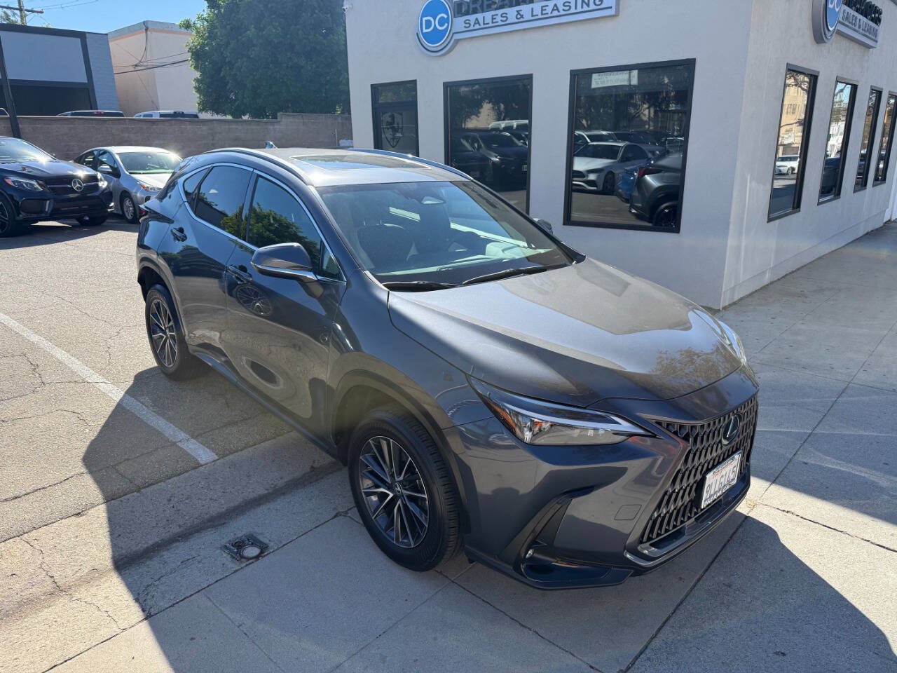 Used 2024 Lexus NX 250 FWD w/ Cold Area Package image 16