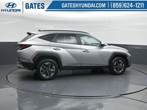New 2026 Hyundai Tucson SEL image 3