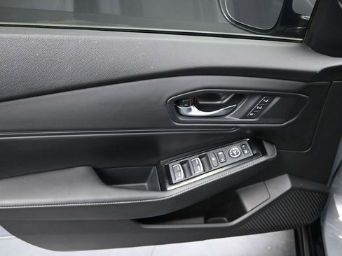 Used 2023 Honda Accord Touring image 16