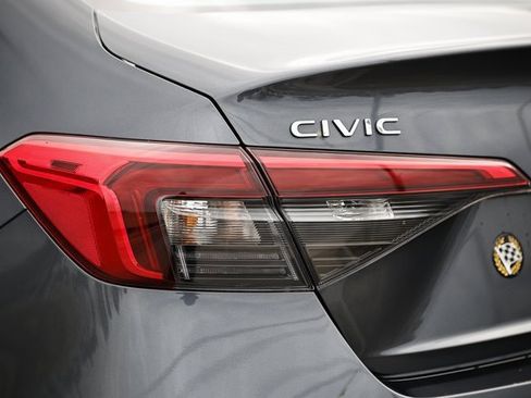 Used 2023 Honda Civic LX image 9