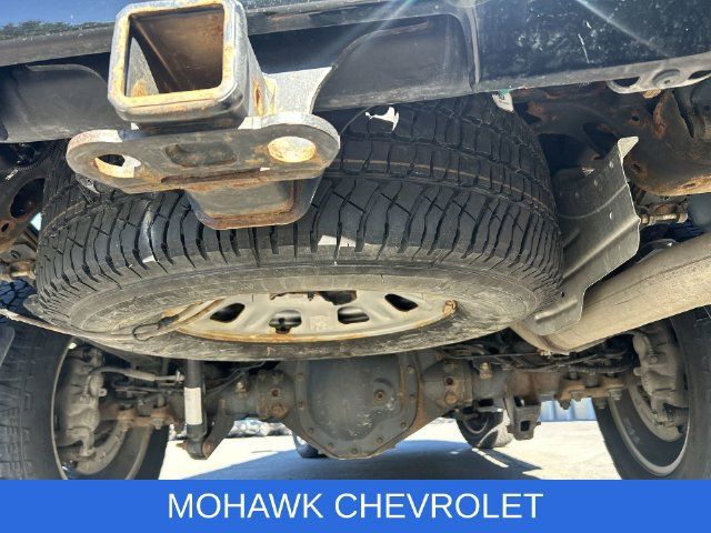Certified 2022 Chevrolet Silverado 2500 Custom w/ Custom Value Package AWD/4WD image 39
