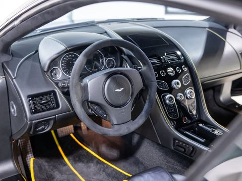 Used 2016 Aston Martin V12 Vantage S image 33