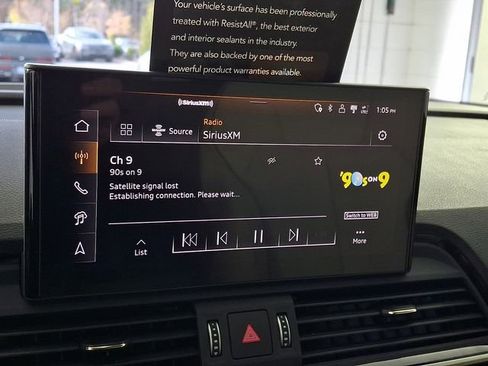 Used 2024 Audi Q5 e Prestige w/ Prestige Package image 18