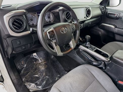 Used 2022 Toyota Tacoma SR5 w/ Technology Package RWD image 22