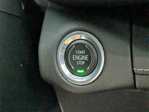 Used 2023 Buick Envision Avenir image 23