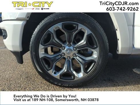 Used 2019 RAM 1500 Laramie Longhorn image 35