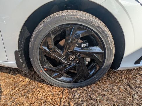 New 2026 Hyundai Elantra SEL Sport image 10