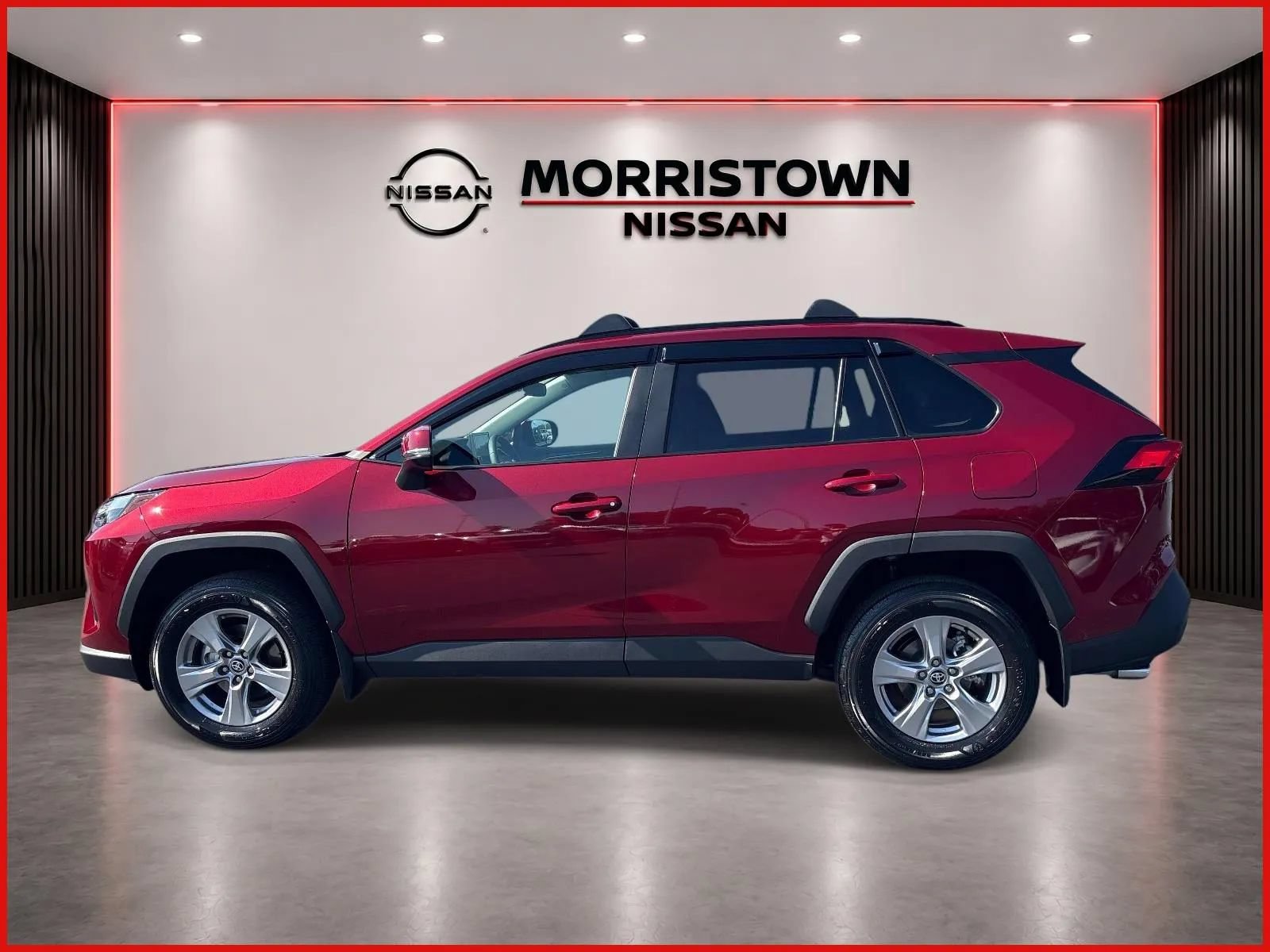 Used 2025 Toyota RAV4 XLE w/ Convenience Package AWD/4WD image 6