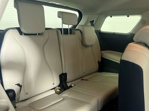 New 2026 Kia Carnival EX image 29