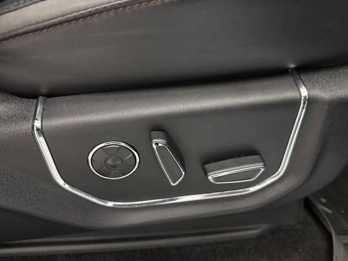 Used 2018 Ford F150 Platinum w/ Equipment Group 701A Luxury image 58