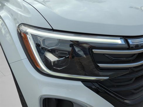 New 2026 Volkswagen Atlas Peak Edition image 46