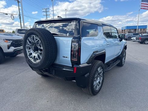 Used 2024 GMC Hummer EV 3X w/ LPO, Illumination Package AWD/4WD image 5