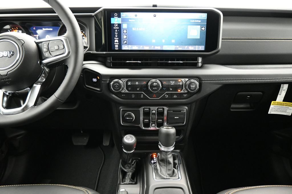 New 2027 Jeep Wrangler Unlimited Sahara AWD/4WD image 18