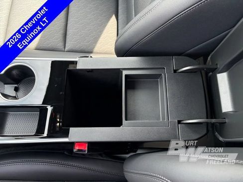 New 2026 Chevrolet Equinox LT w/ Convenience Package II FWD image 23