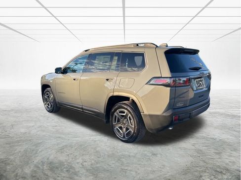 New 2026 Jeep Cherokee Laredo image 6