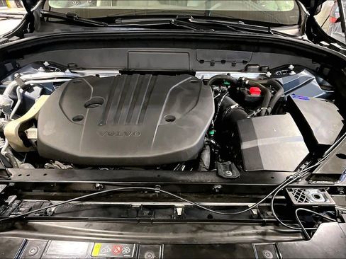 Used 2023 Volvo XC60 B5 Plus w/ Climate Package image 29