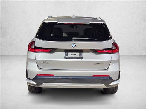 Used 2024 BMW X1 xDrive28i w/ Convenience Package image 4