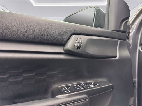 Used 2025 Ford Ranger XLT w/ Equipment Group 301A High image 35