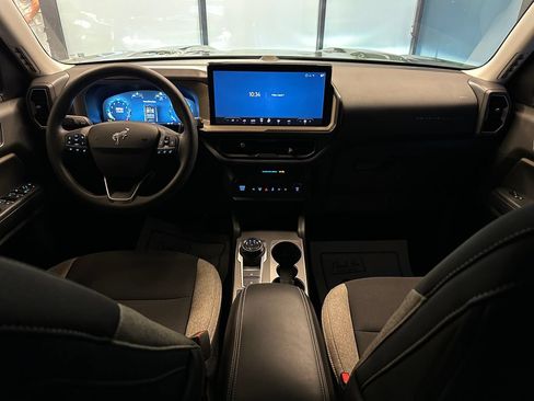 Used 2025 Ford Bronco Sport Big Bend AWD/4WD image 9