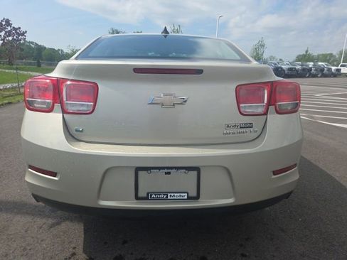 Used 2015 Chevrolet Malibu LS FWD image 9
