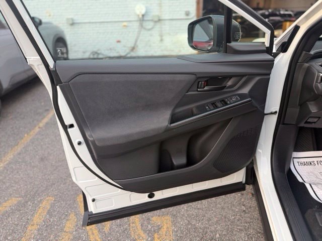 Used 2026 Toyota C-HR AWD/4WD image 10