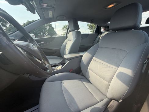 Used 2016 Chevrolet Malibu LS FWD image 13