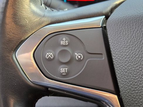 Used 2018 Chevrolet Traverse LT FWD image 27