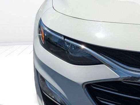 Used 2020 Chevrolet Malibu LS FWD image 9