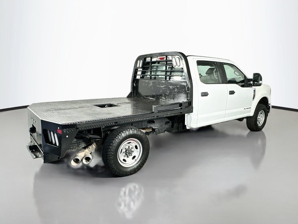 Used 2022 Ford F250 XL w/ Power Equipment Group AWD/4WD image 7