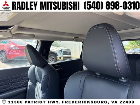 New 2026 Mitsubishi Outlander SEL AWD/4WD image 2