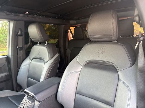 Used 2023 Ford Bronco Black Diamond image 14