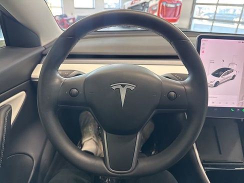 Used 2020 Tesla Model 3 Long Range image 28